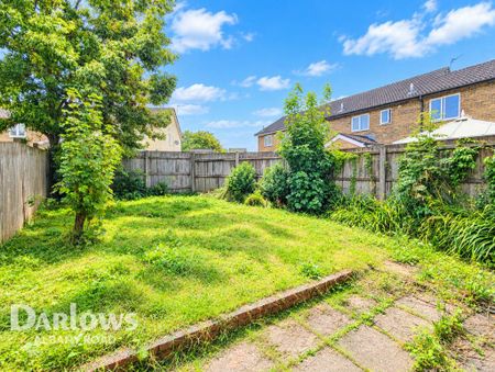 2 bedroom end of terrace house to rent - Photo 5