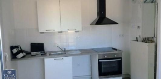 Location Appartement 2 pièces 43m² MONTLOUIS SUR LOIRE 37270 - Photo 2