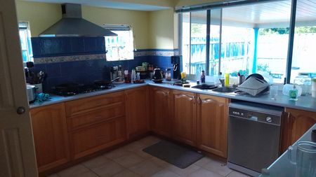 Rockingham - Photo 4