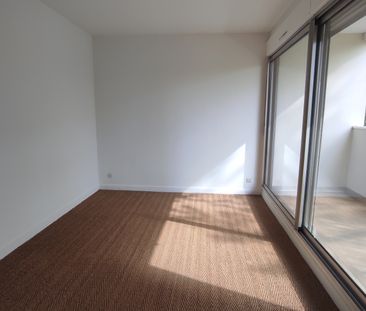 Location Appartement 2 pièces 39m² ORLEANS 45000 - Photo 5