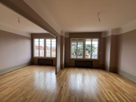 Location Appartement 5 pièces 126m² - Photo 1