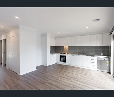 LOW MAINTENANCE UNIT IN SEBASTOPOL - Photo 4