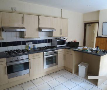 12 bedroom house share to rent - Photo 2