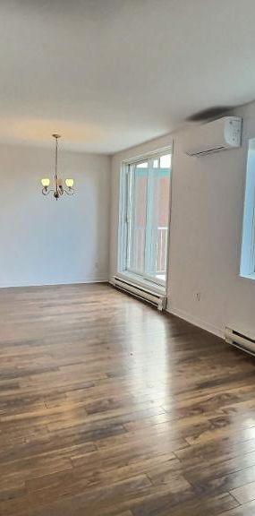 2 CH - 1 SDB - Charlemagne - $1,550 /mo - Photo 1