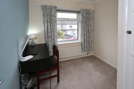 9 Silverstream Avenue, Bangor, BT20 3LP - Photo 4