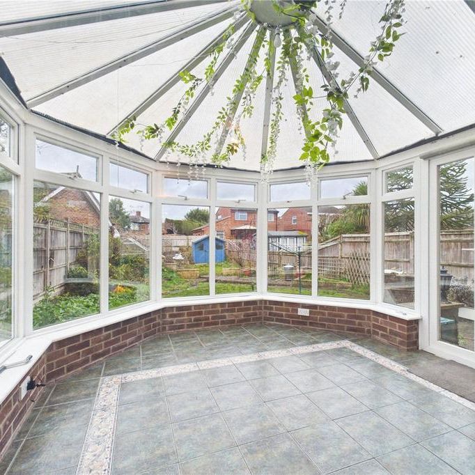 4 bedroom detached house to rent - Photo 1