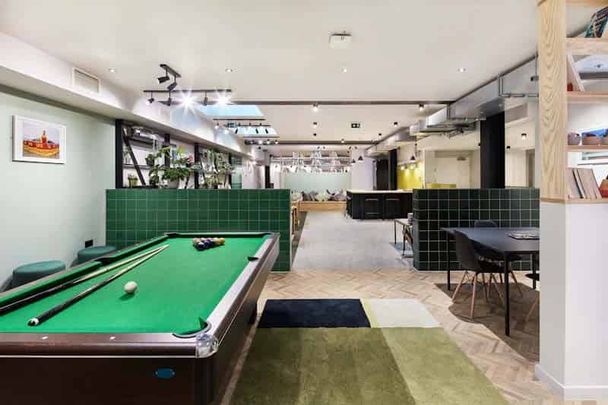 Premium Studio with Wet Room - Photo 1