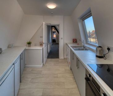 2 bedroom flat to rent - Photo 3