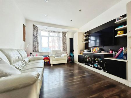 Ellerdine Road, Hounslow, TW3 2PN - Photo 2