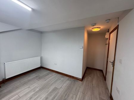 Laisteridge Lane, Bradford - Photo 2