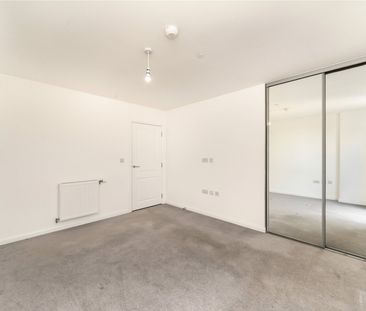 Truman Way, Dartford, Kent, DA1 1EP - Photo 2