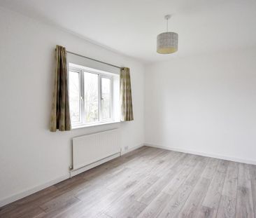 3 bedroom end of terrace house to rent - Photo 6