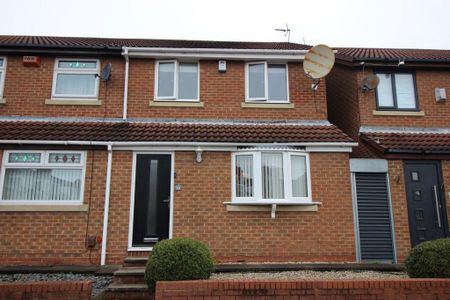 3 bedroom house to rent - Photo 2