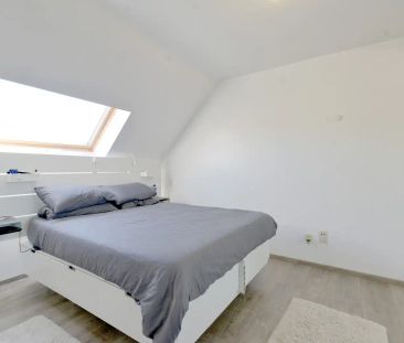 Ruime duplex met terras en vrij uitzicht in Zwijnaarde - foto 4