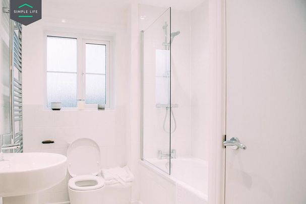 3 bedroom terraced house to rent - Photo 1