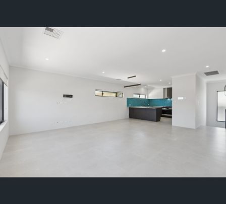 25A Treswell Court, Karrinyup, WA 6018 - Photo 1