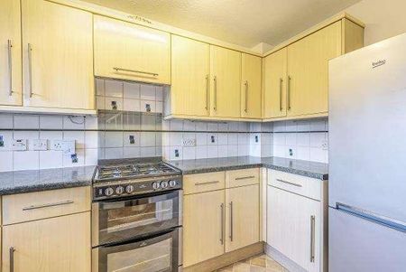 Oldhouse Close, High Wycombe, HP11 - Photo 4