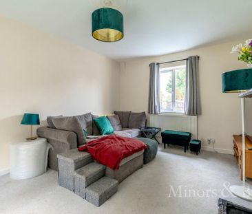 3 bedroom semi-detached house to rent - Photo 2