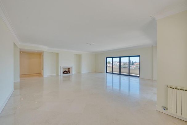 Apartamento T4 em Lisboa - Photo 1