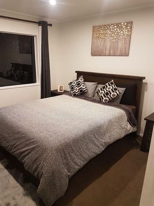 Charming Birkenhead 3BR Gem with Deck - Photo 1