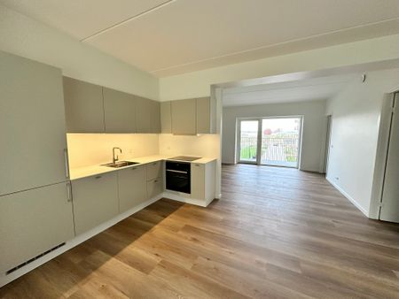 Moderne 3-værelses lejlighed i Stigsborg med altan og tagterrasse - Photo 5