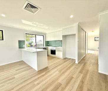 Stylish New Build in Sought-After Taree West - Photo 2