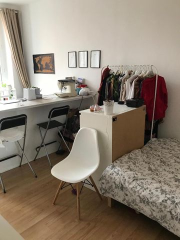 Location Appartement 1 pièce 23m² LYON 7ème - Photo 2
