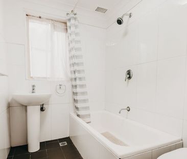 Private, Low-Maintenance Lifestyle - Photo 4