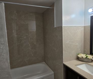 For Lease - 97 Nonquon Road Unit# Apt #302, Oshawa, Ontario - Photo 1