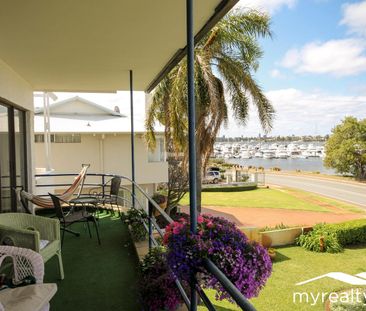 Shared Accommodation: A Beautifully Appointed Home with Riverfront ... - Photo 2