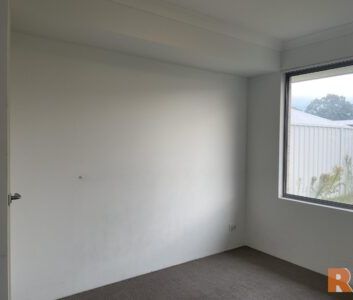 Stylish 3-Bedroom Home with Open Plan Living & Alfresco - Photo 4