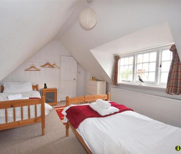4 bedroom terraced house to rent - Photo 3