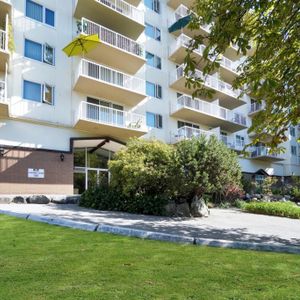 130 Keith Road - Photo 2