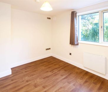 Apartment 7, Mobhi Court, Glasnevin, Dublin 9 - Photo 4