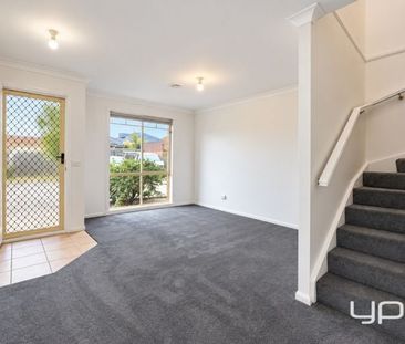 Beautiful 3 Bedroom Home in Quiet Hillside Location - Photo 1