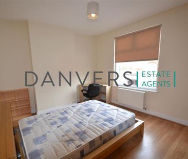 4 bedroom end of terrace house to rent - Photo 5