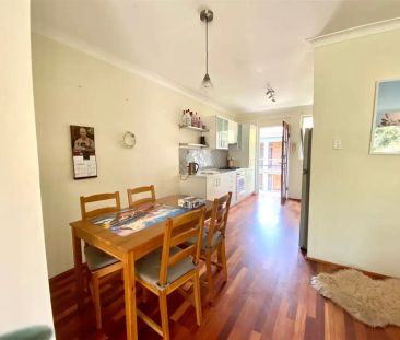 “Modern 2-Bedroom Apartment for Rent - Prime Indooroopilly Location” - Photo 3