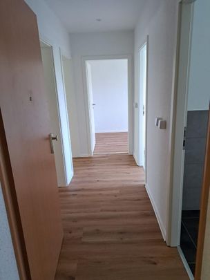 2,5-Raum Wohnung mit Balkon als Erstbezug nach Renovierung - Photo 1