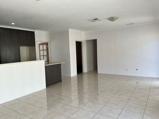 22 Goa Vista, Bennett Springs WA 6063 - House For Rent | Domain - Photo 1