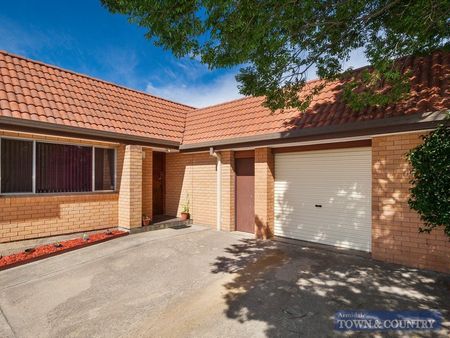 CENTRAL UNIT WITH PRIVATE COURTYARD - Photo 4