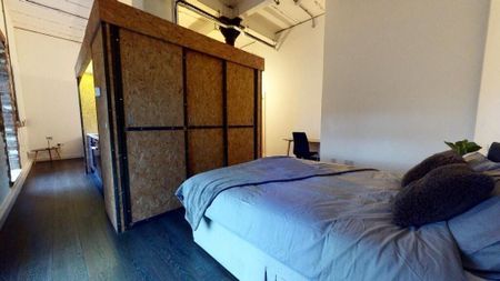 Studio to rent - Photo 2
