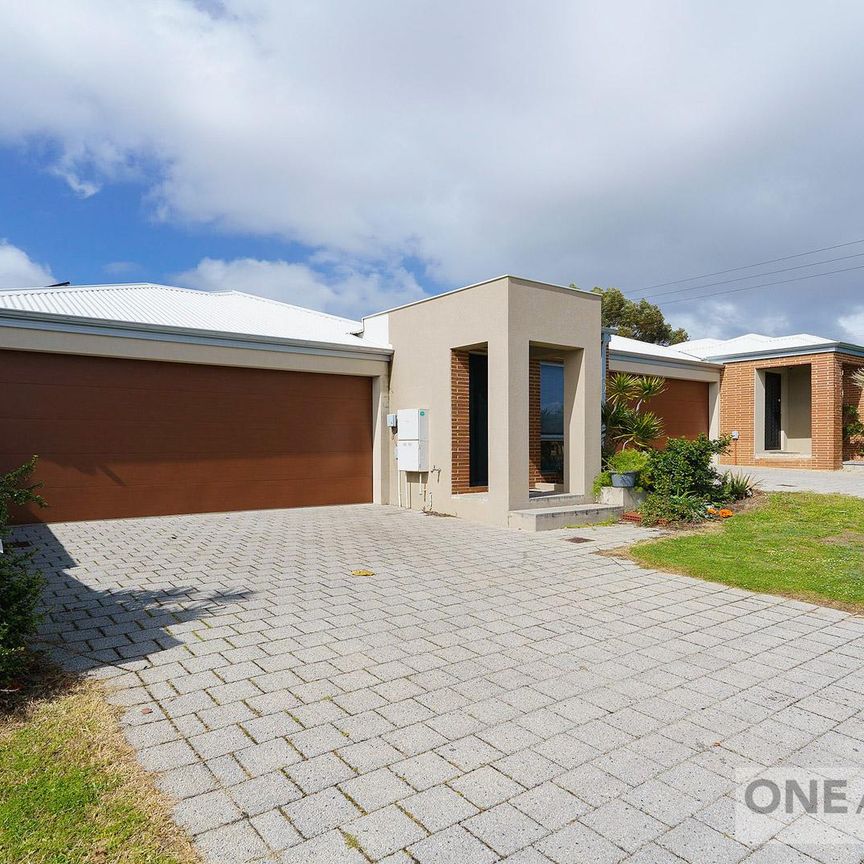 2C Vincent Avenue - Photo 1