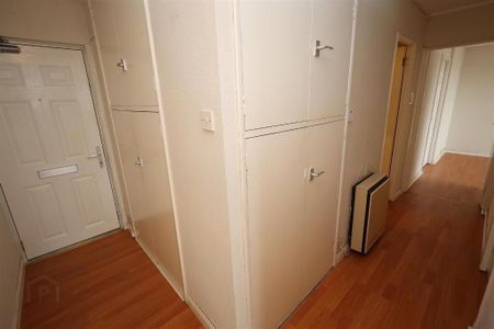 12c Beechwood House, Newtownabbey, BT37 9SG - Photo 3