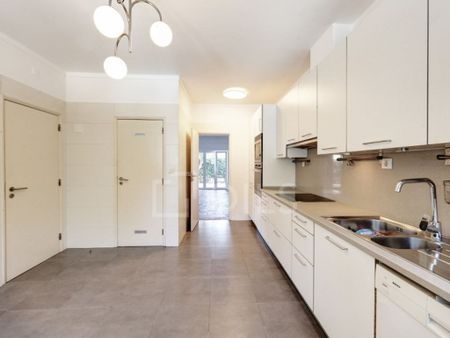 5 bedroom luxury House for rent in Carcavelos, Cascais, Lisbon - Photo 4