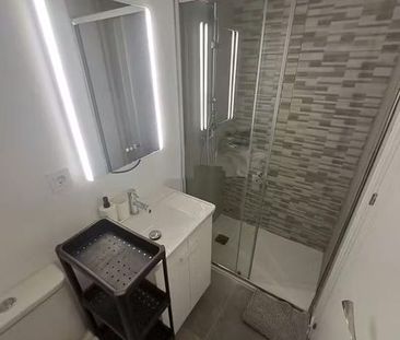 Carrer de lEscultor Piquer, Valencia, Valencian Community 46019 - Photo 2