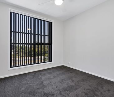 Luxurious Comfort in the Heart of Rochedale - Photo 3