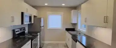 BEAUTIFUL 2 Bedroom Suite Available! Call Today! | 16315 96A Avenue Northwest, Edmonton - Photo 1