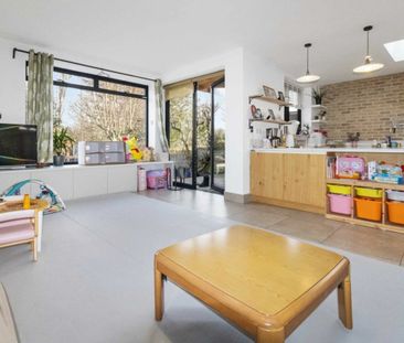 Chanctonbury Way, N12, London - Photo 3