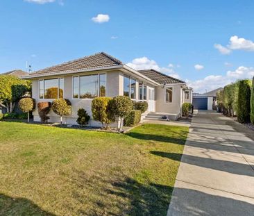 21 Olivine Street, Shirley - Photo 1