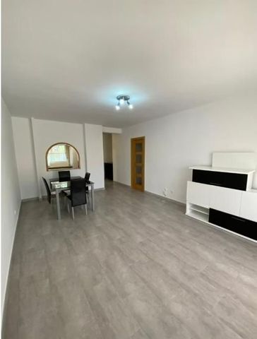 Piso de alquiler en Pueblo Español - Coveta Fumá - Photo 4